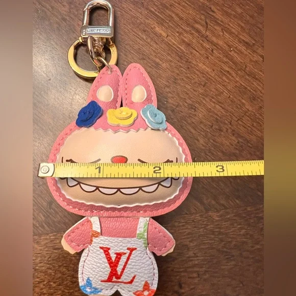 Labubu Fashion Bag Charm With Gold Hardware - Picture 6 of 6